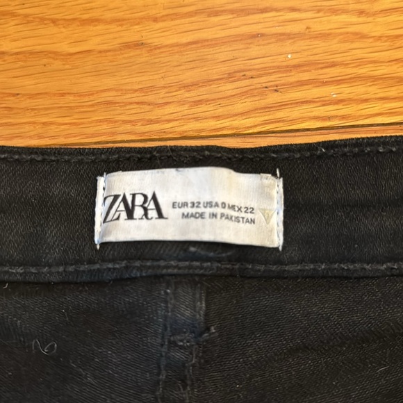Zara Flared Crop High Waist TRF Jeans - Black Size 0 - Picture 4 of 4